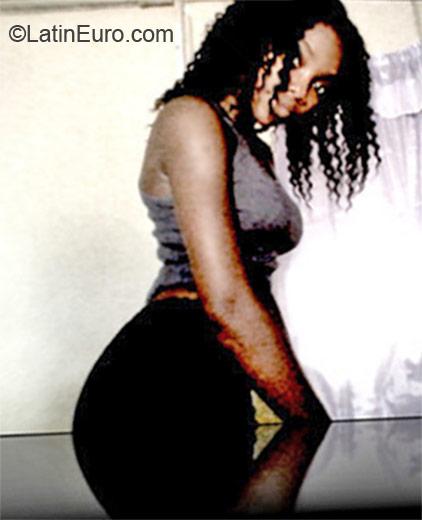 Date this passionate Jamaica girl Ashley from Kingston JM711