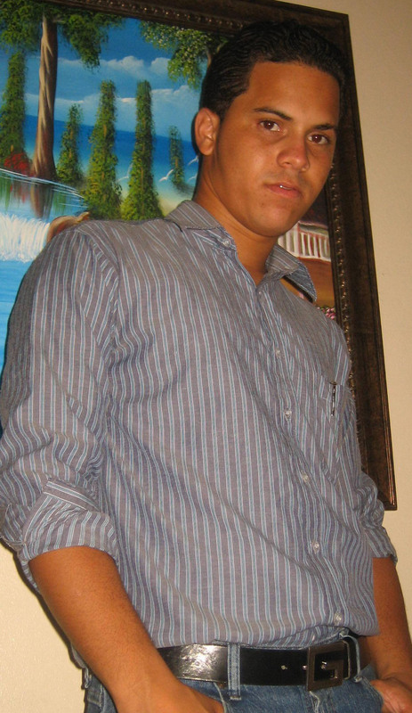 Date this sultry Dominican Republic man Nelson from Santiago De Los Caballeros RE11