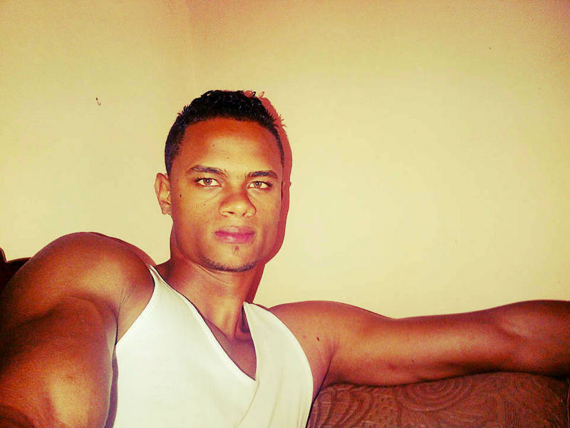 Date this charming Dominican Republic man Arismel from Santo Domingo DO12832
