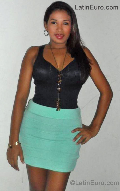 Date this passionate Colombia girl Johana batista from Barranquilla CO11692