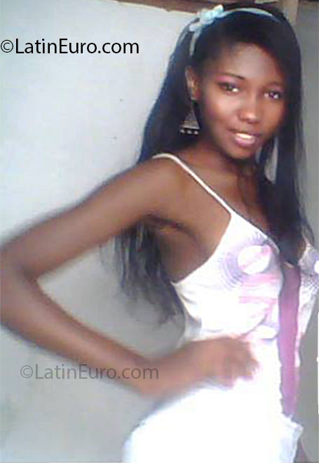 Date this athletic Colombia girl Marcela from Quibdo CO11891