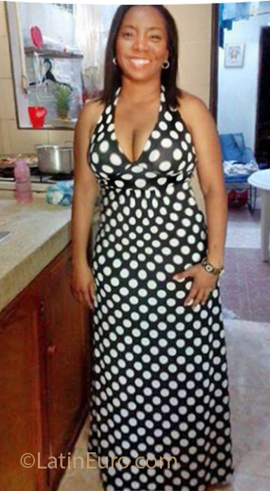 Date this delightful Colombia girl Elizabeth from Cali CO12130