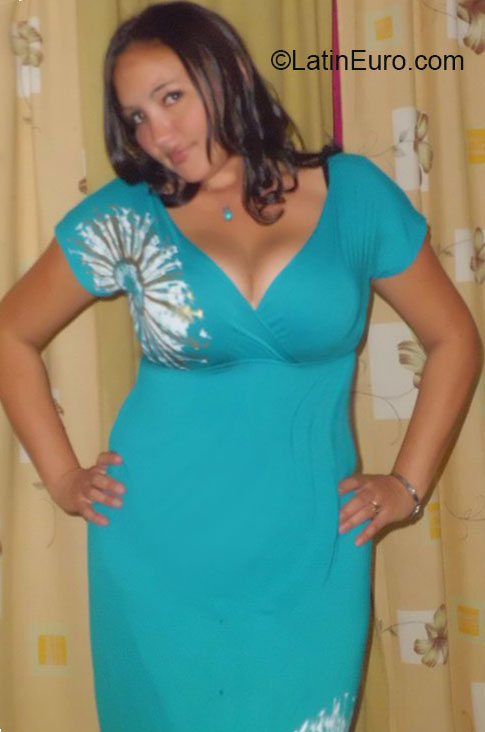 Date this young Dominican Republic girl Deisy from Santiago DO14913