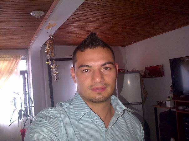 Date this georgeous Colombia man Mario andres si from Pereira CO12635