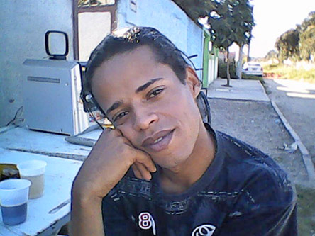Date this happy Brazil man Carlos from Rio De Janeiro BR7726