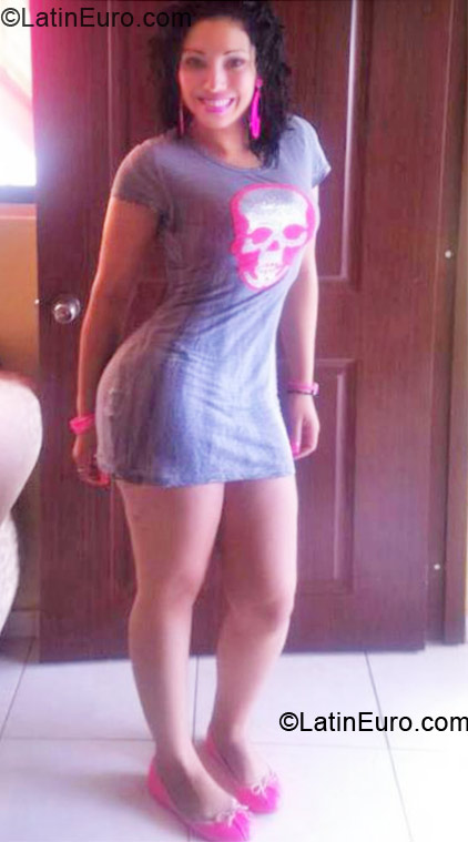 Date this cute Dominican Republic girl Fanny emely from La Vega DO15671
