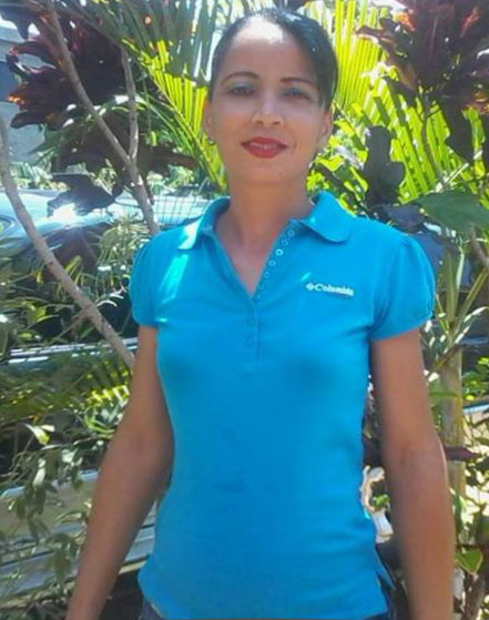 Date this hot Dominican Republic girl Patricia from Montecristi DO16218