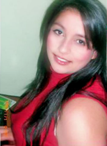 Date this happy Colombia girl Claudia from Medellin CO13288