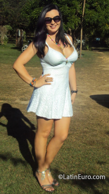 Date this good-looking Colombia girl Catalina from Villavicencio CO13404