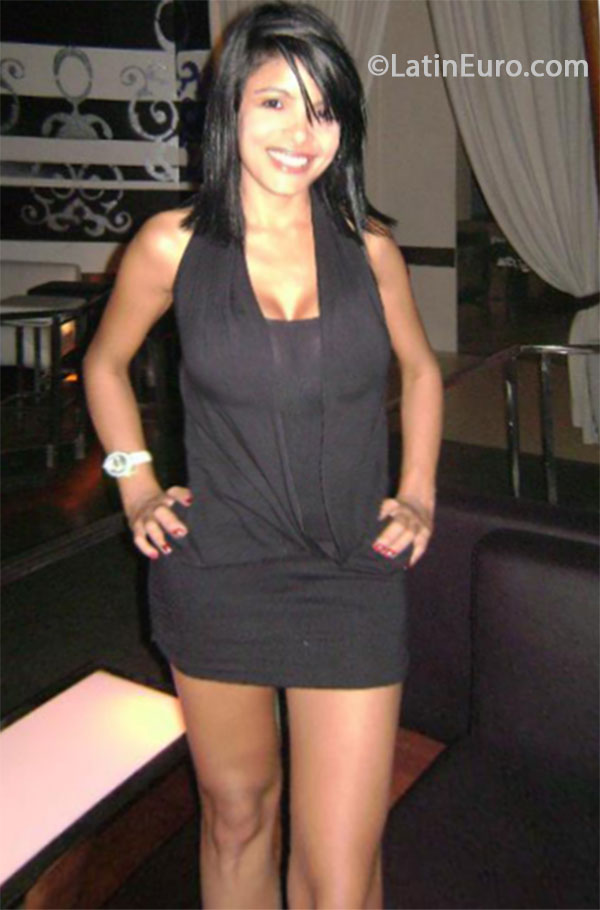 Date this stunning Brazil girl Maria from Fortaleza BR9097