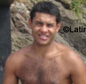 Date this sensual Brazil man Lucas from Belo Horizonte BR8274
