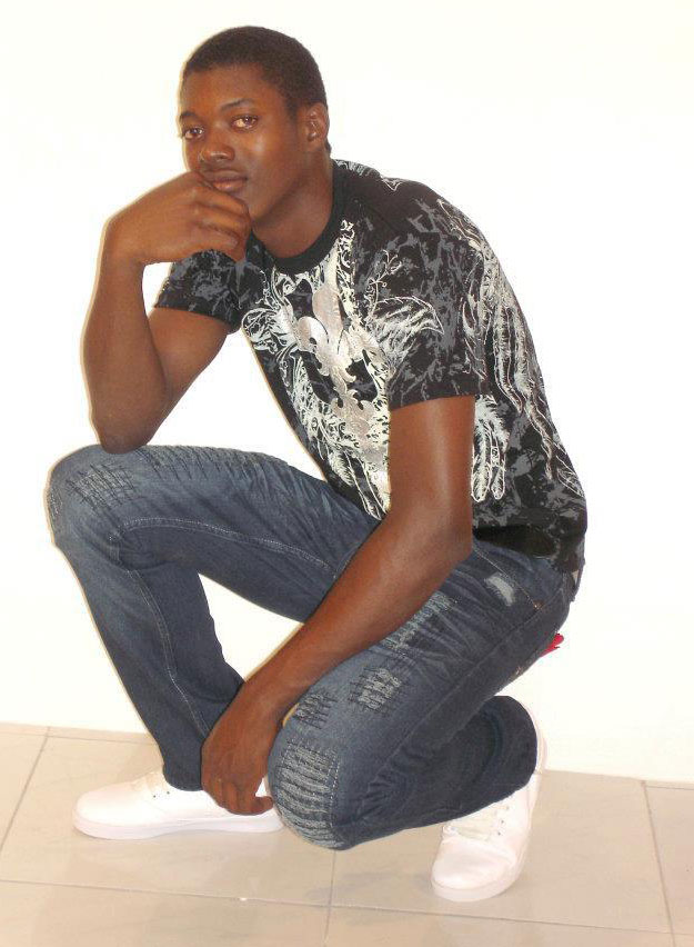 Date this sultry Jamaica man Ricardo from Kingston JM1411
