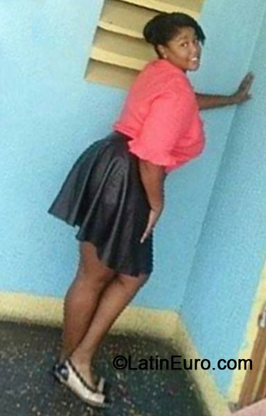 Date this funny Jamaica girl Sasha from Kingston JM1547