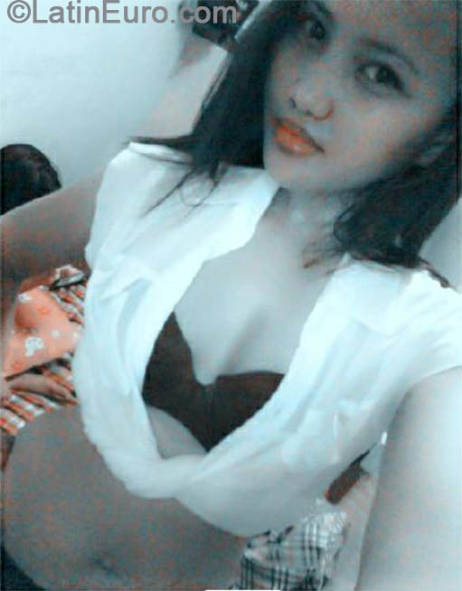 Date this fun Philippines girl Leonor from Cagayan De Oro City PH615