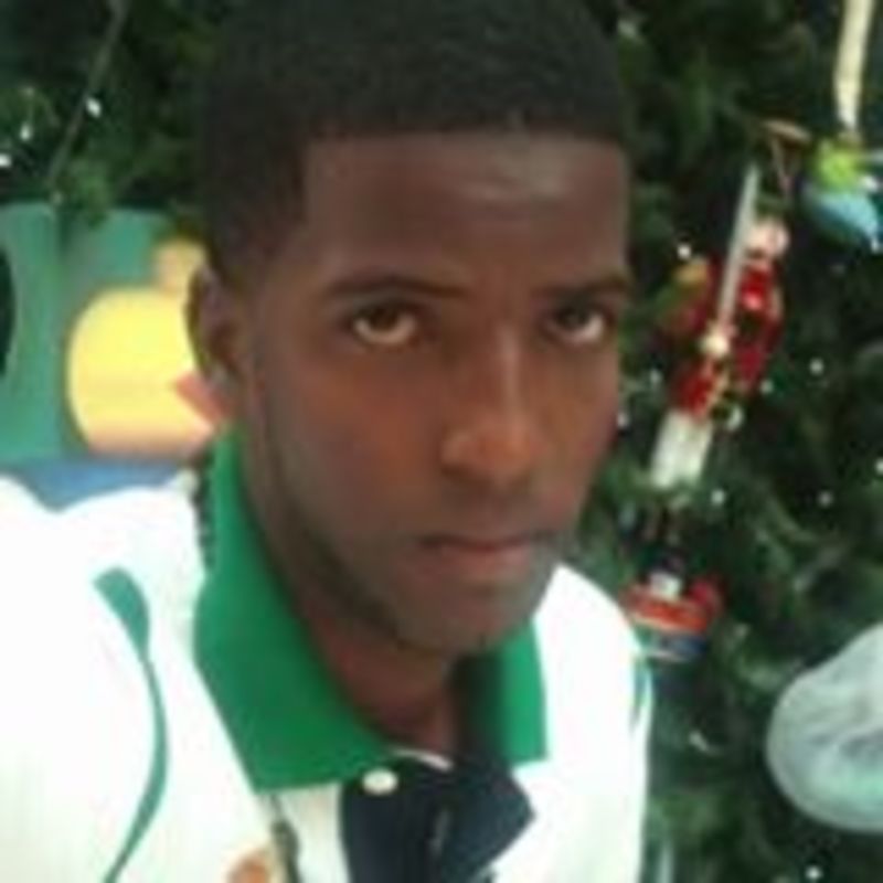 Date this happy Dominican Republic man Teofilo anonio from 0680052949 4 DO18473