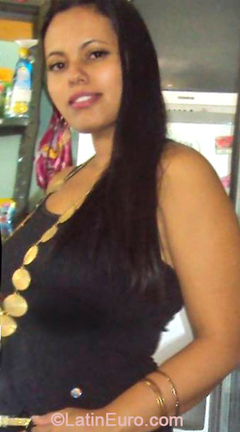 Date this delightful Colombia girl Lina from Bogota CO15036
