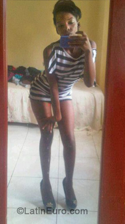 Date this tall Jamaica girl Lakaysha from Kingston JM1655
