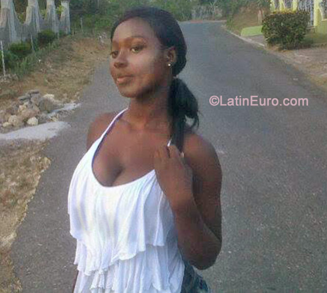 Date this tall Jamaica girl Britney from Kingston JM1737