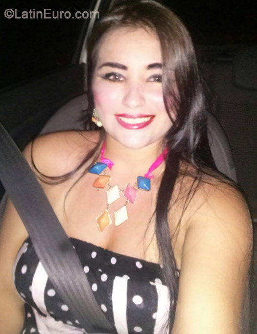 Date this good-looking Brazil girl Julya Malu from Manaus BR8849