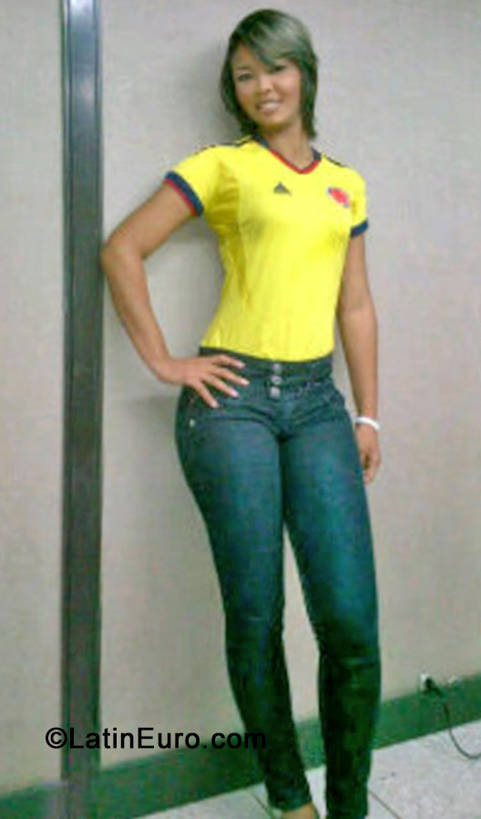 Date this young Colombia girl Ana karina from Barranquilla CO15515