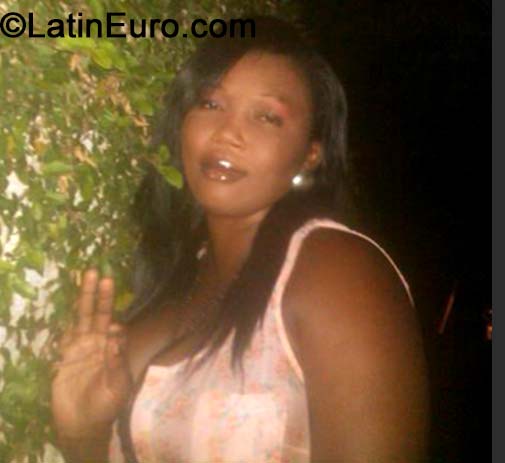 Date this fun Jamaica girl Denise from Ocho Rios JM1801