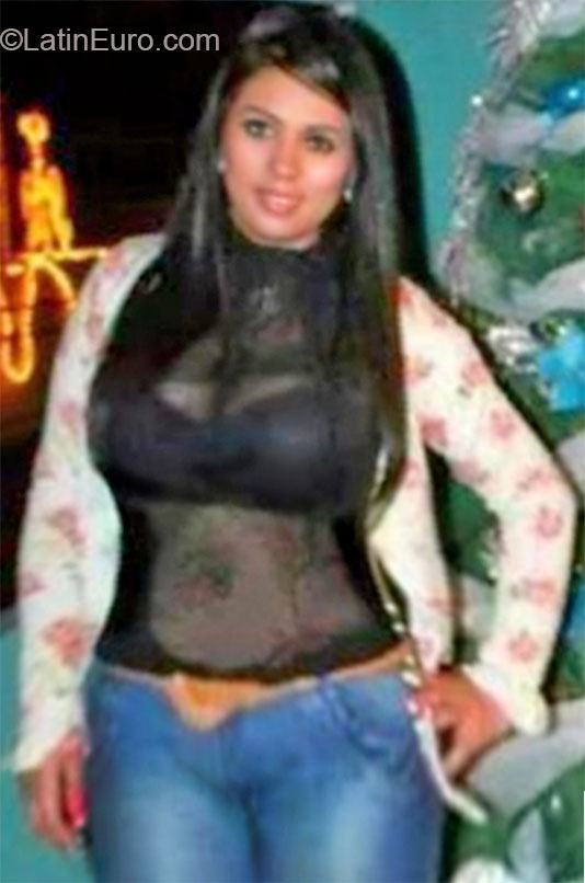 Date this exotic Colombia girl Hailyn from Bogota CO16335