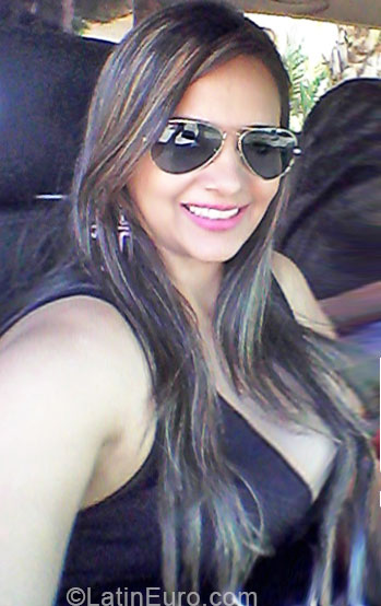 Date this charming Brazil girl Tatianna from Sao Paulo BR9108
