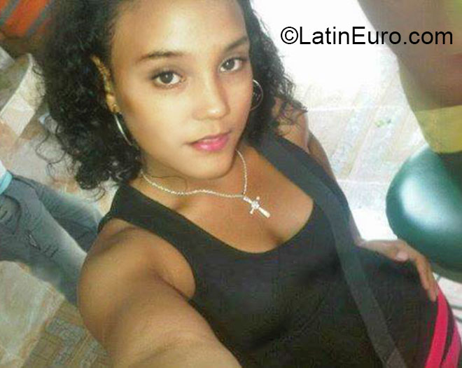 Date this gorgeous Dominican Republic girl Yessica from San juan de la maguana DO20730