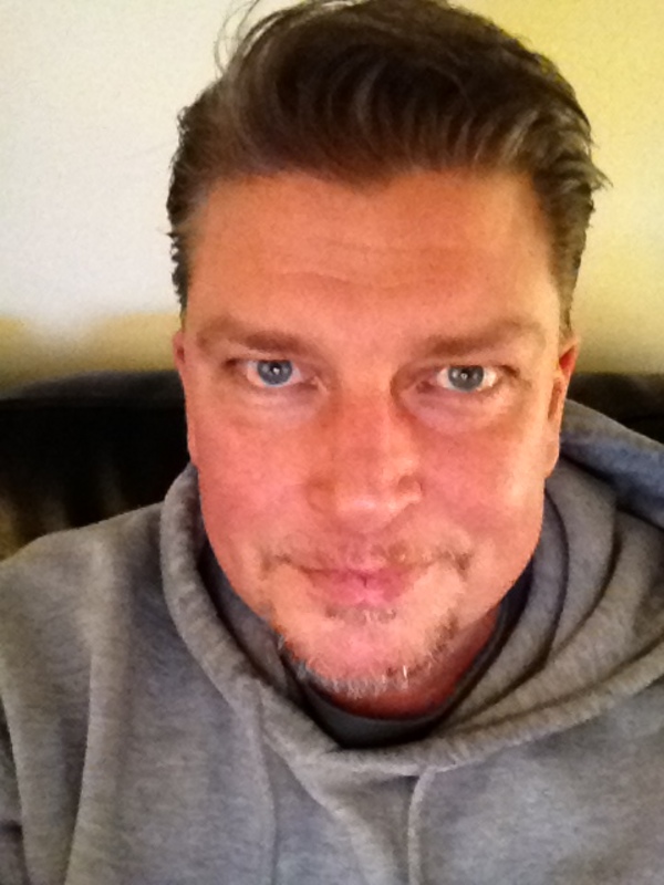 Date this attractive Sweden man Pelle from Stockholm SE205