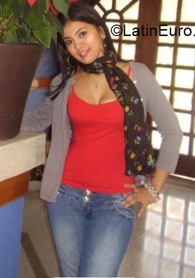 Date this sultry Colombia girl Mile from Barranquilla CO17032