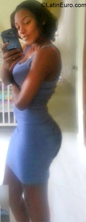 Date this fun Dominican Republic girl Vanessa from San Cristobal DO22185