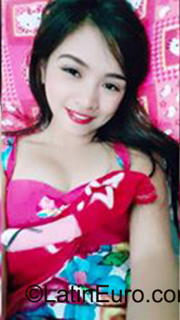 Date this good-looking Philippines girl Hershie from Quezon City PH813