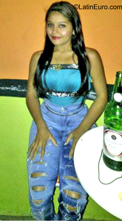 Date this delightful Dominican Republic girl Yocastra from Santo Domingo DO23316