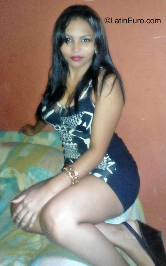 Date this gorgeous Honduras girl Daniela from La Ceiba HN1724