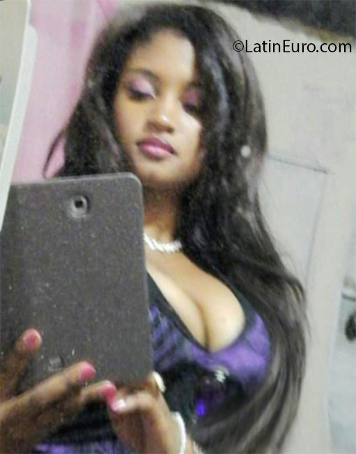 Date this fun Dominican Republic girl Jennie from Santo Domingo DO24928