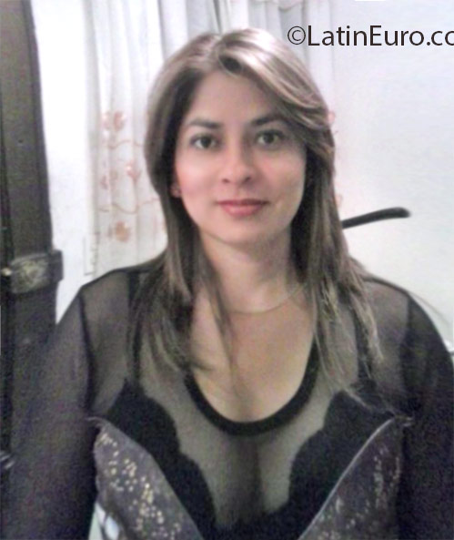 Date this stunning Colombia girl Marta from Medellin CO18691