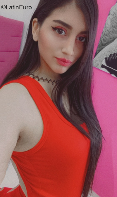 Date this young Colombia girl Alis from Cali CO32033