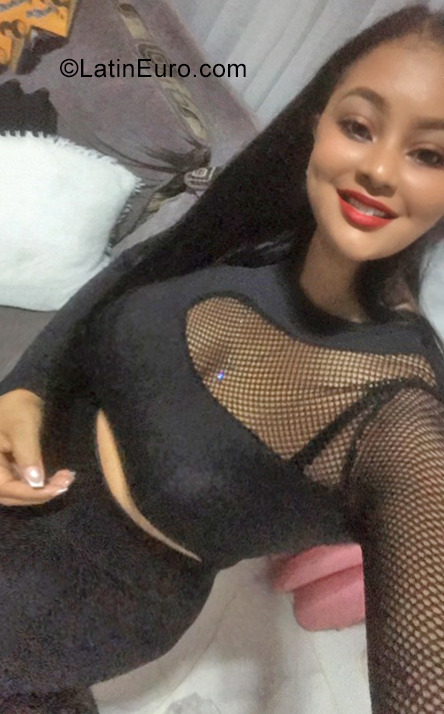 Date this cute Dominican Republic girl Yennifer from Santiago DO40800