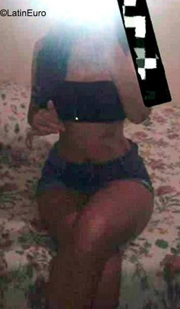 Date this voluptuous Paraguay girl Noemi from Asuncion PY71