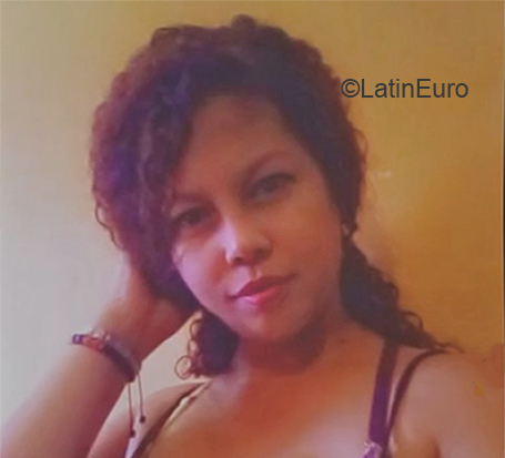 Date this young Colombia girl Barbara from Cucuta CO31871