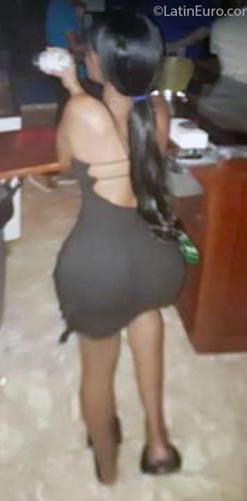 Date this delightful Dominican Republic girl Diana from Sosua DO41034