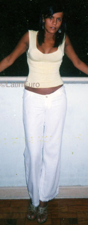 Date this attractive Brazil girl Edna from MONTES CLAROS B9326