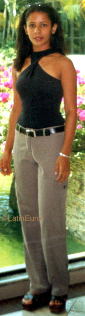 Date this beautiful Brazil girl Elisabete from ARACAJU B9238