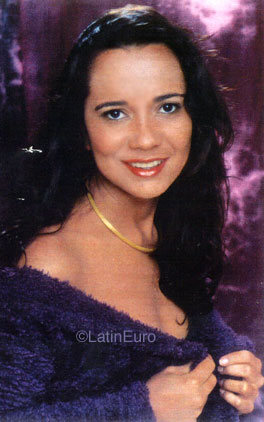 Date this lovely Brazil girl Elisangela from FORTALEZA B9272