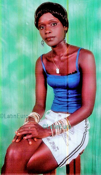 Date this hard body Any Country girl Estelle from  A9657