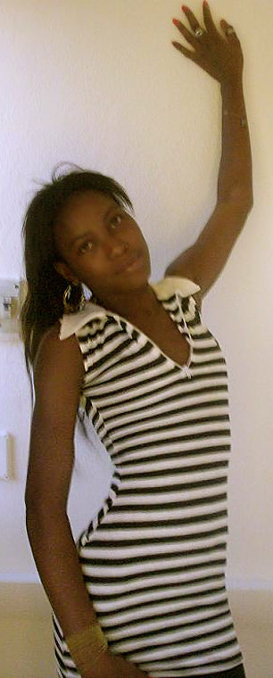 Date this voluptuous Any Country girl Mariana from  A9689