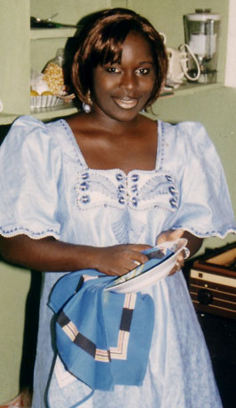 Date this georgeous Any Country girl Manouche from  A9841