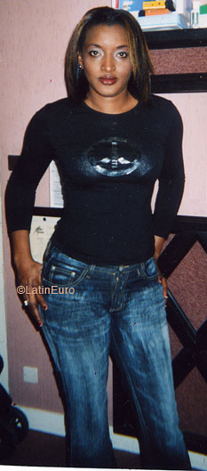 Date this foxy Any Country girl Idrissa from  A9868