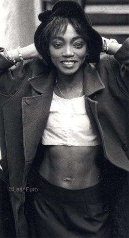 Date this sultry Any Country girl Sandra from  A9916