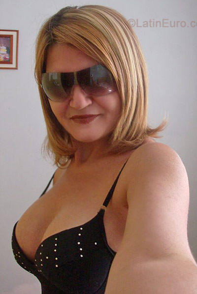 Date this gorgeous Brazil girl Divina from Vila Velha BR4044